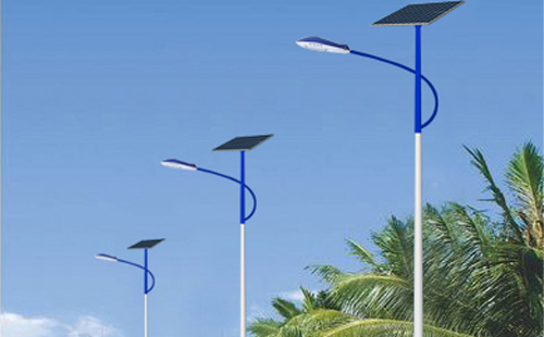 阿勒泰太阳能路灯防触电安全指南：如何选择与维护